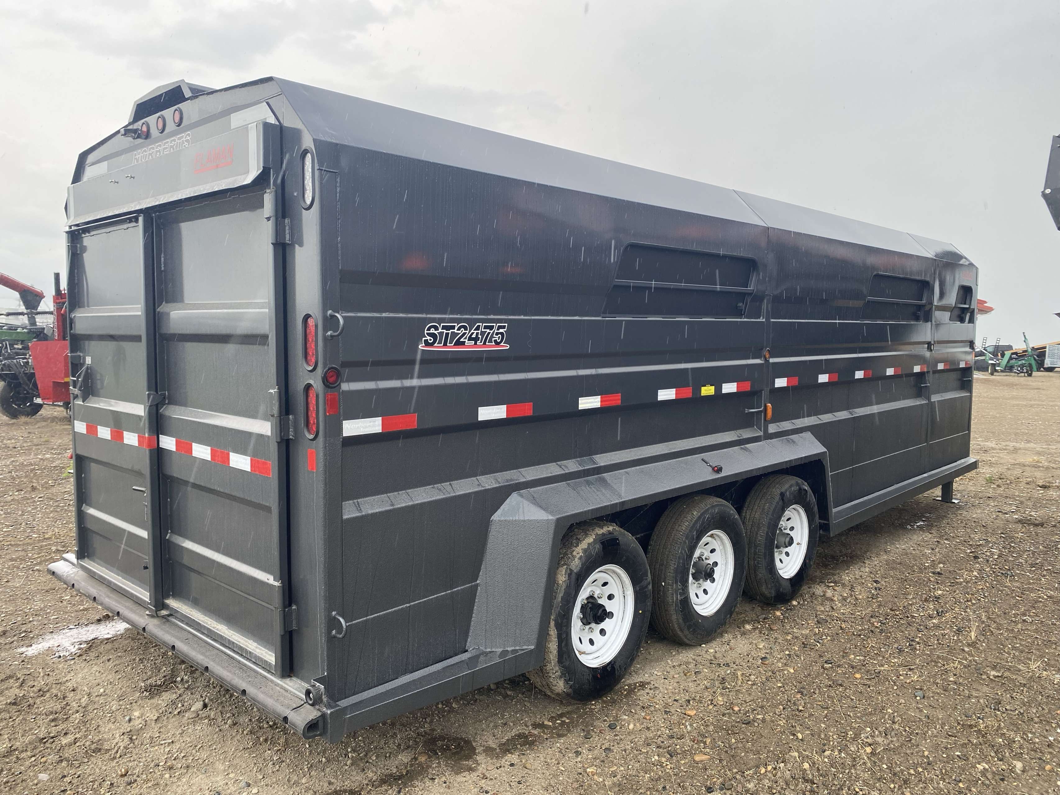 2025 Norbert 7'6" x 24' Gooseneck Livestock Trailer