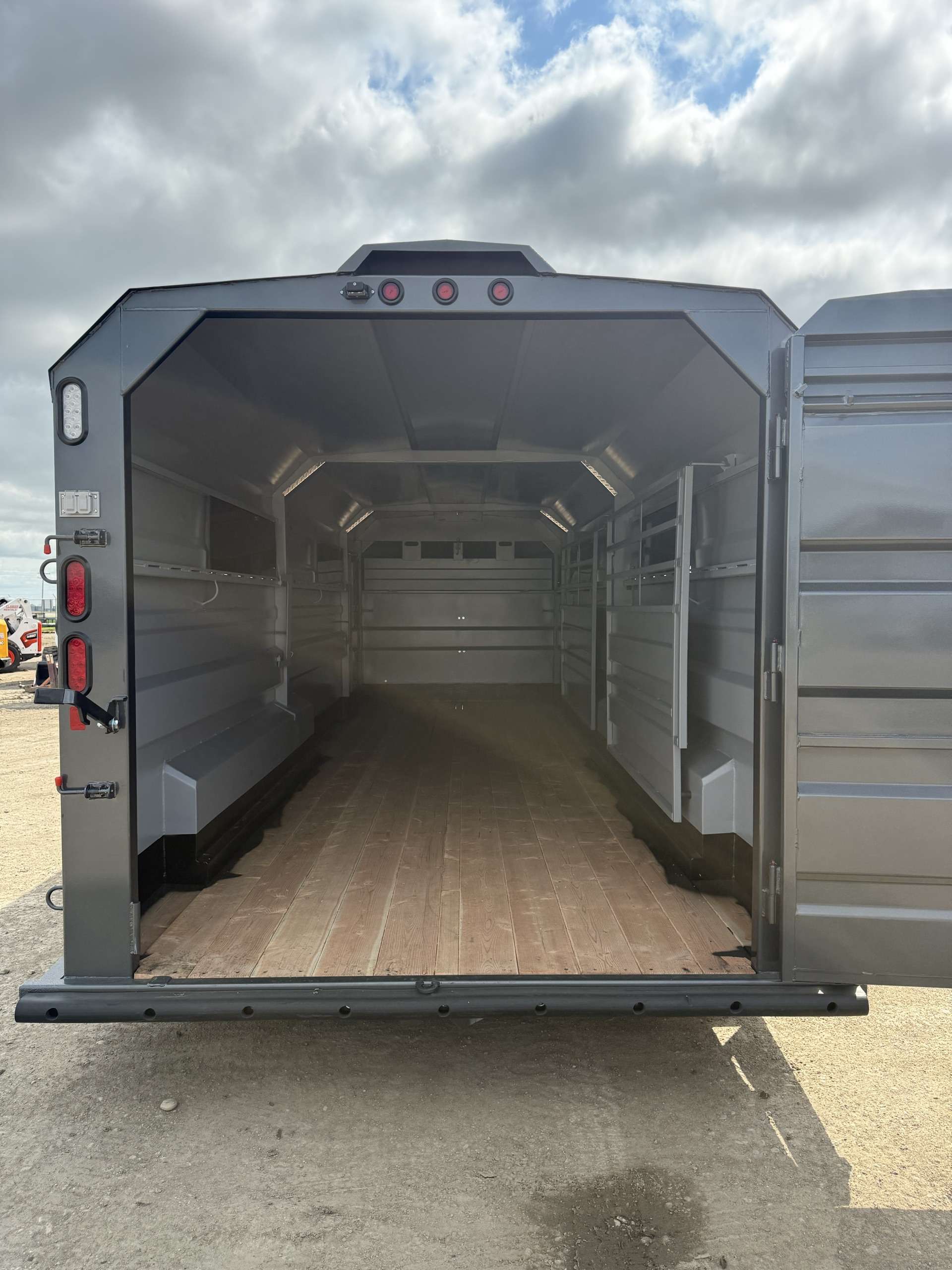 2025 Norbert 7'6" x 24' Gooseneck Livestock Trailer
