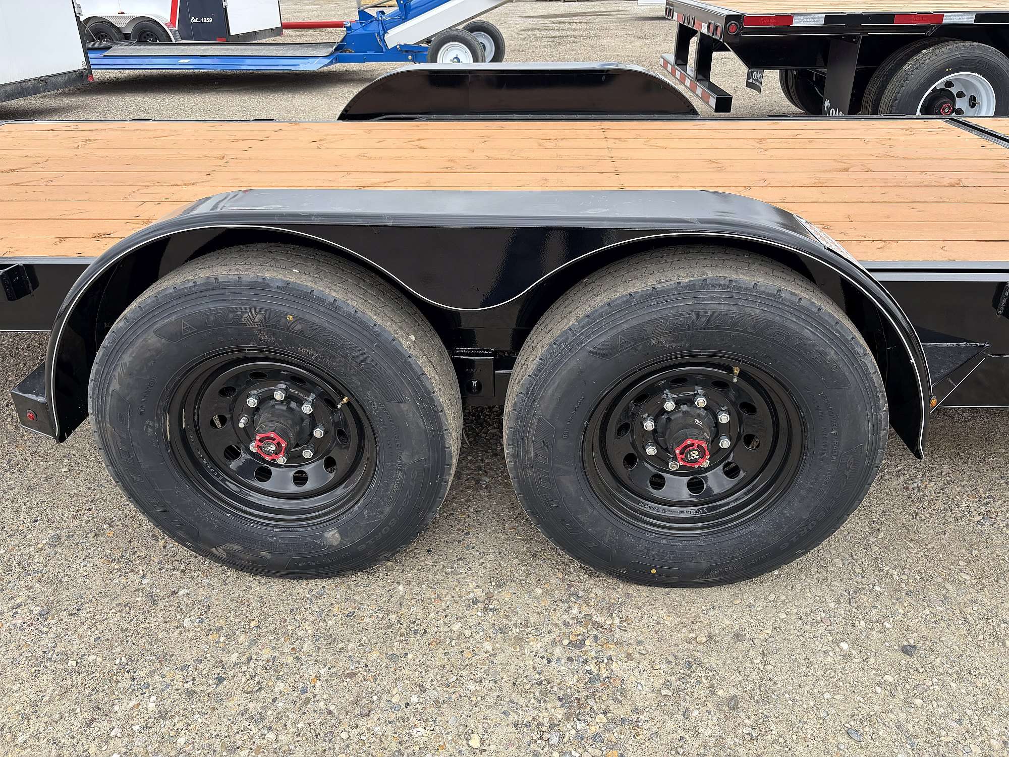 2025 Oasis 21' Cushion Tilt Trailer