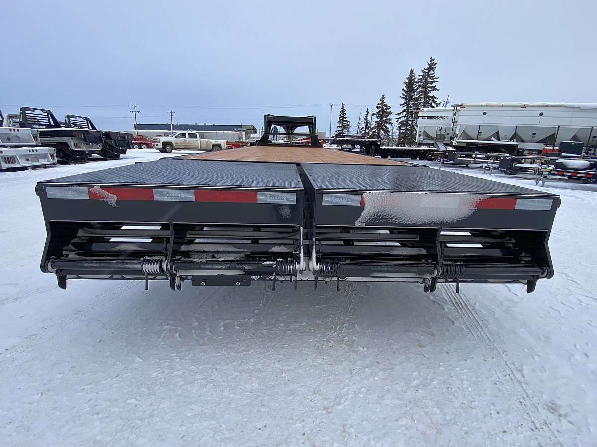 2025 Oasis 25'+5' Gooseneck Trailer