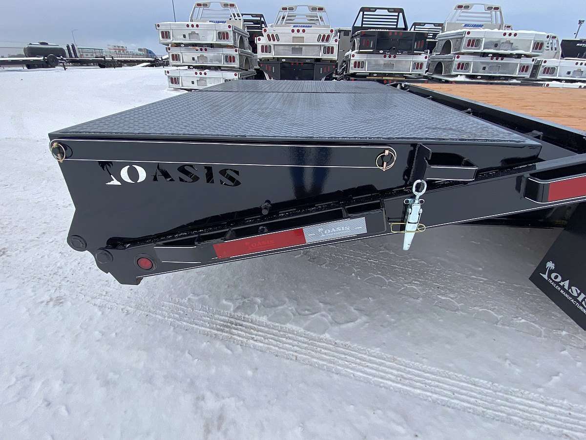 2025 Oasis 25'+5' Gooseneck Trailer