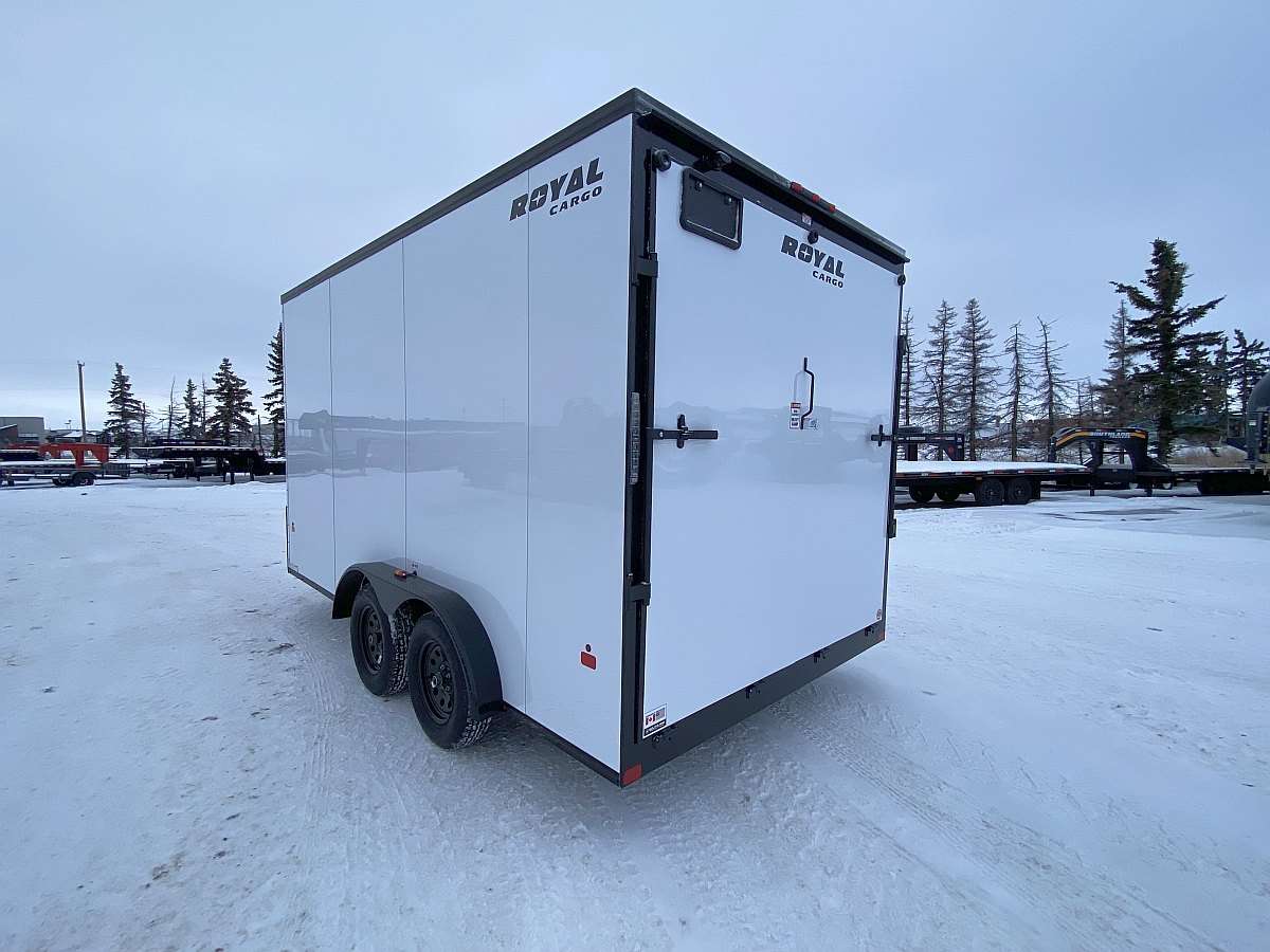 2025 Royal 7.5'x16' Enclosed Cargo w/ Blackout Package