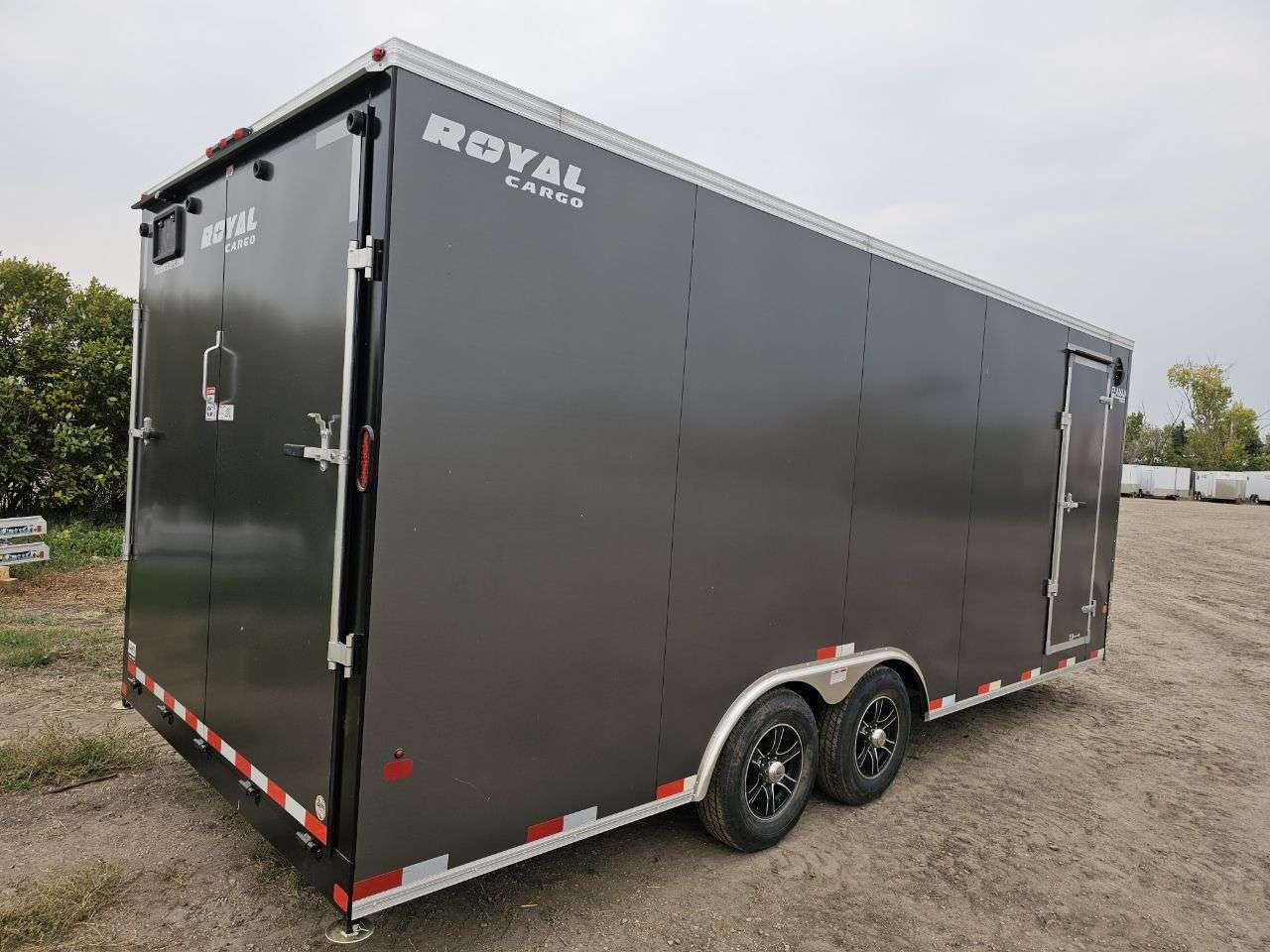 2025 Royal LARC 8'6" x 20' Flat Front Car Hauler