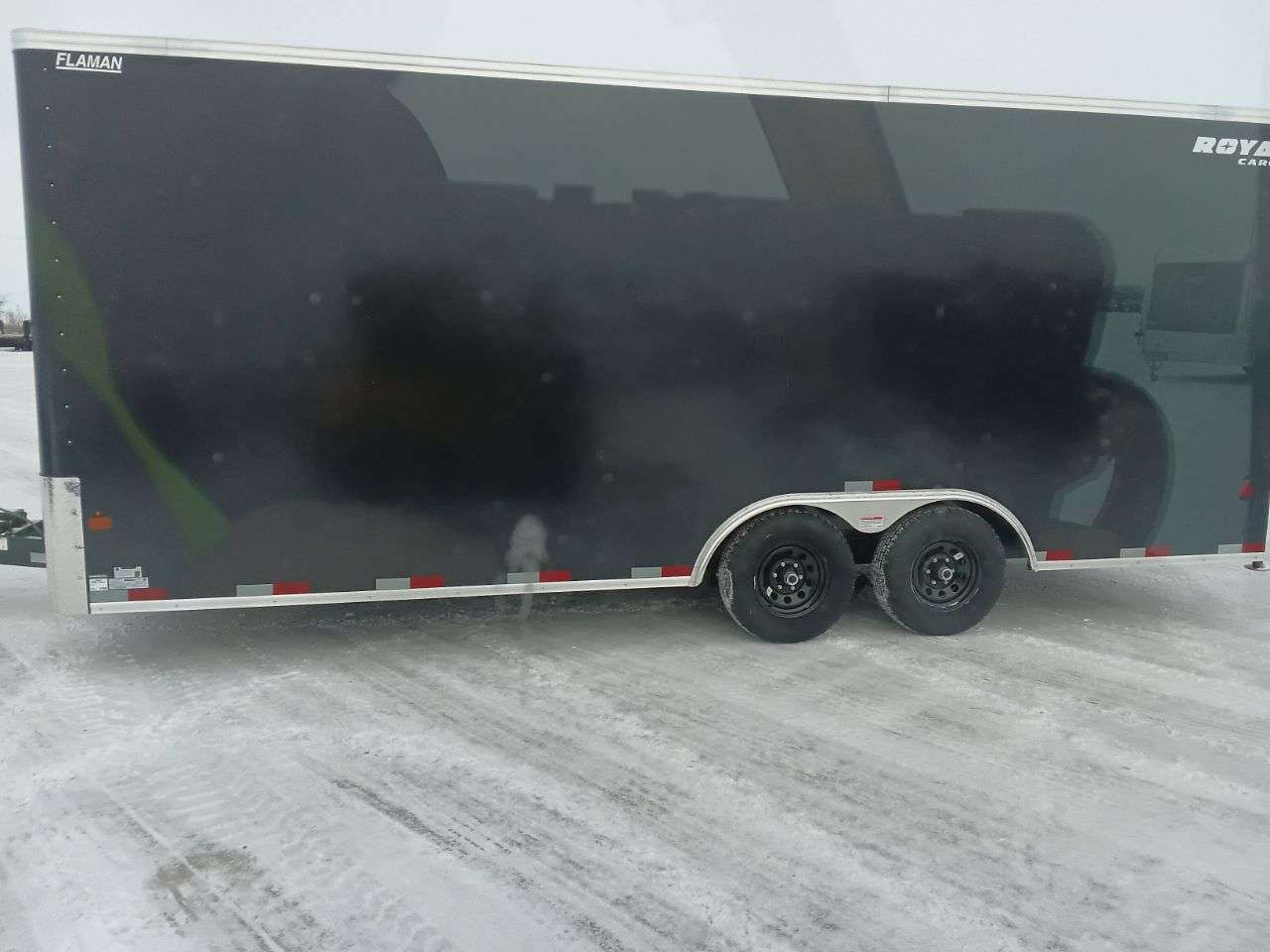 2025 Royal LARC 8'6" x 20' Flat Front Car Hauler