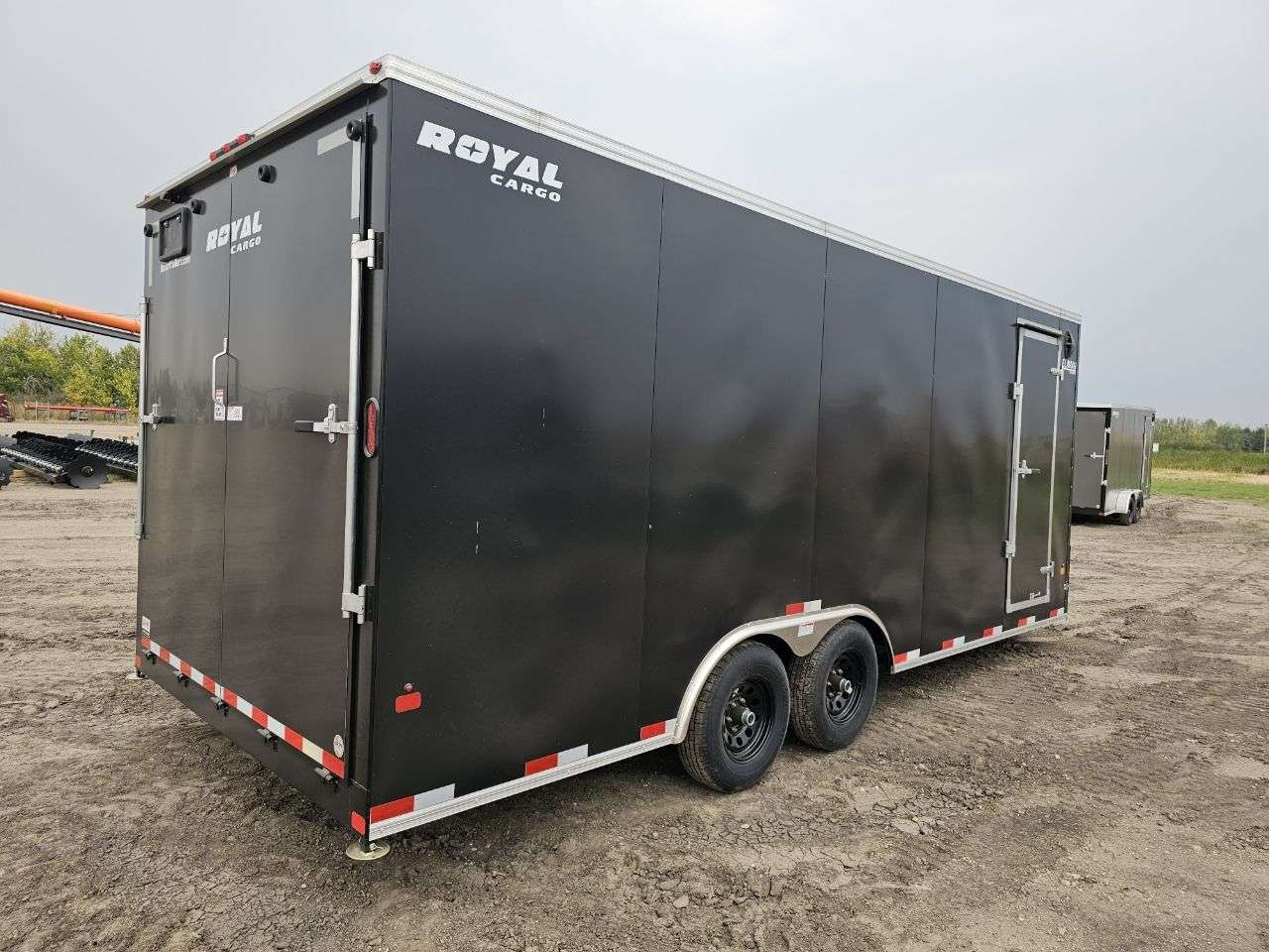 2025 Royal LARC 8'6" x 20' V-Nose Car Hauler