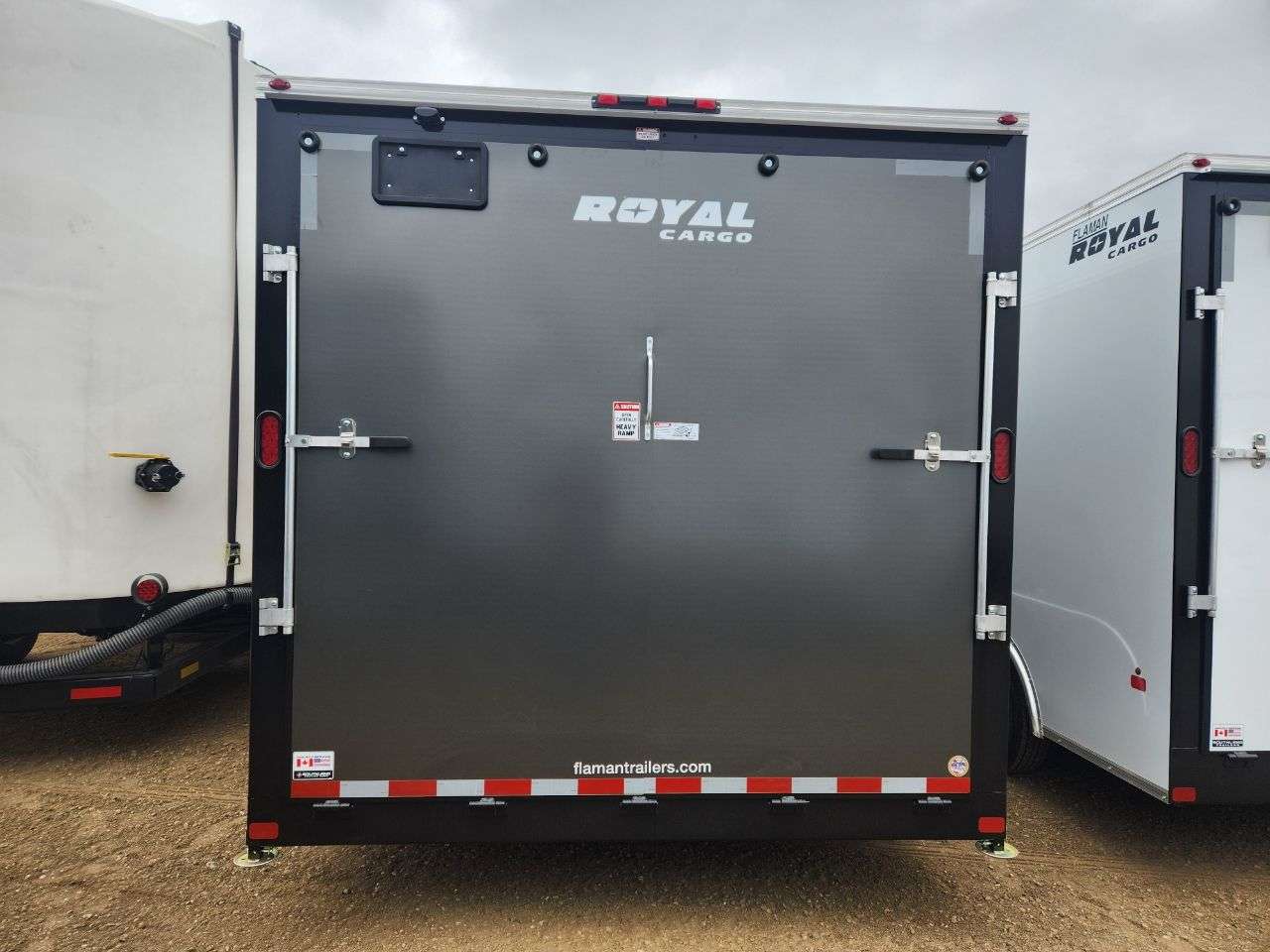 2025 Royal LARC 8'6" x 20' + V-Nose Car Hauler