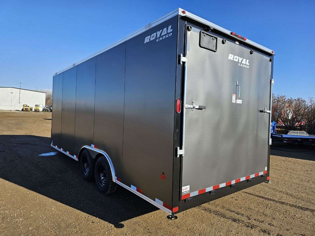 2025 Royal LARC 8'6" x 20' + V-Nose Car Hauler