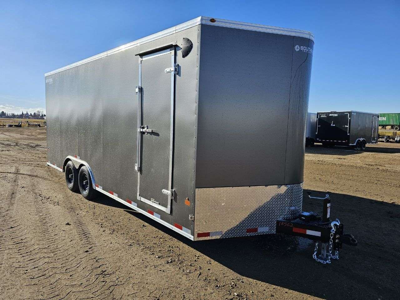 2025 Royal LARC 8'6" x 20' + V-Nose Car Hauler