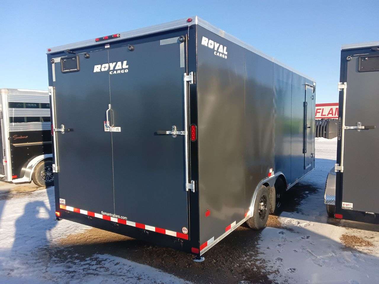 2025 Royal LARC 8'6" x 20' + V-Nose Car Hauler