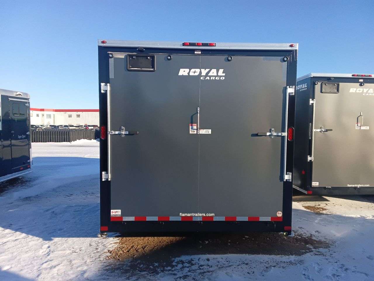 2025 Royal LARC 8'6" x 20' + V-Nose Car Hauler