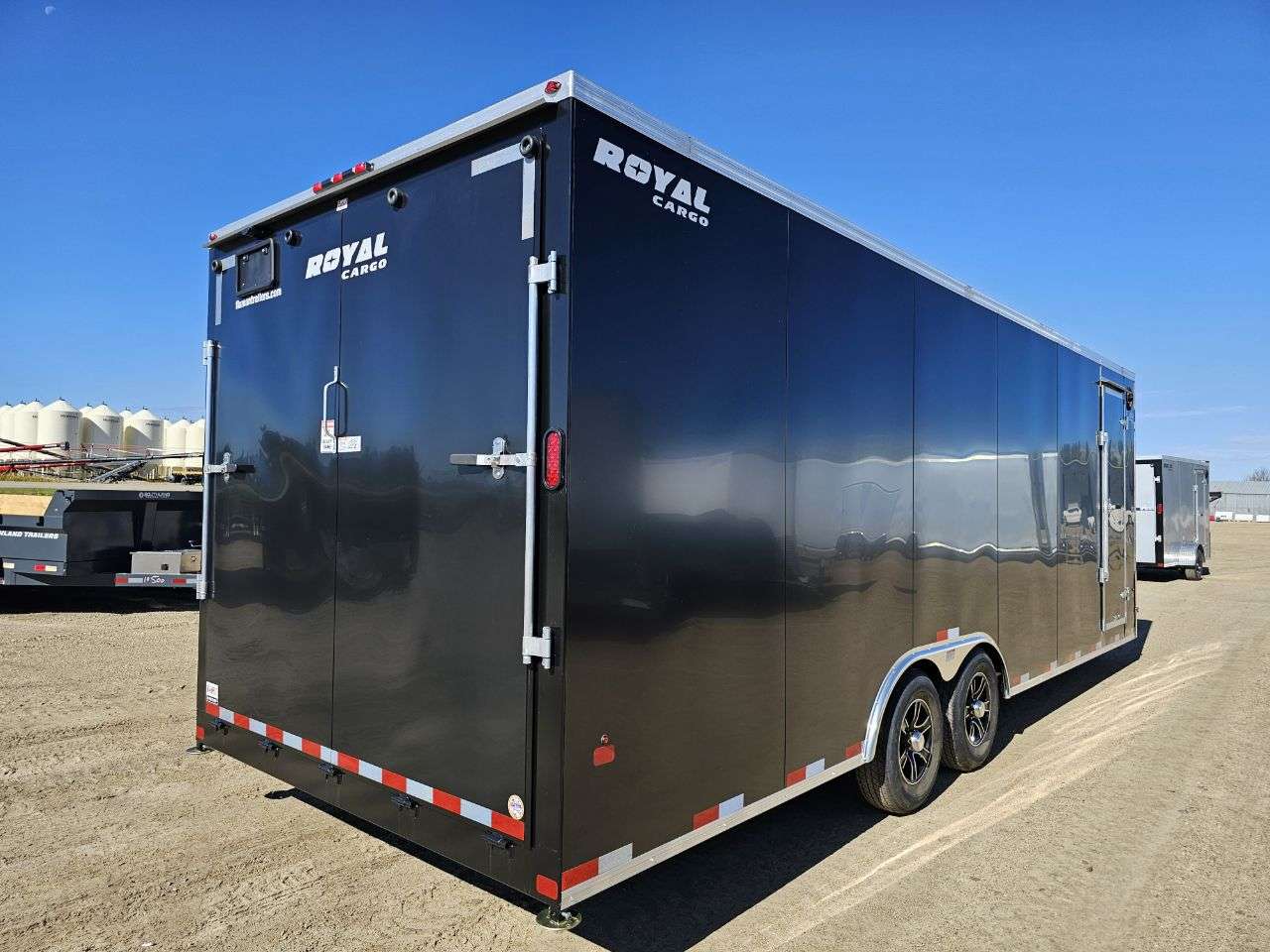 2025 Royal LARC 8'6" x 24' Flat Front Car Hauler