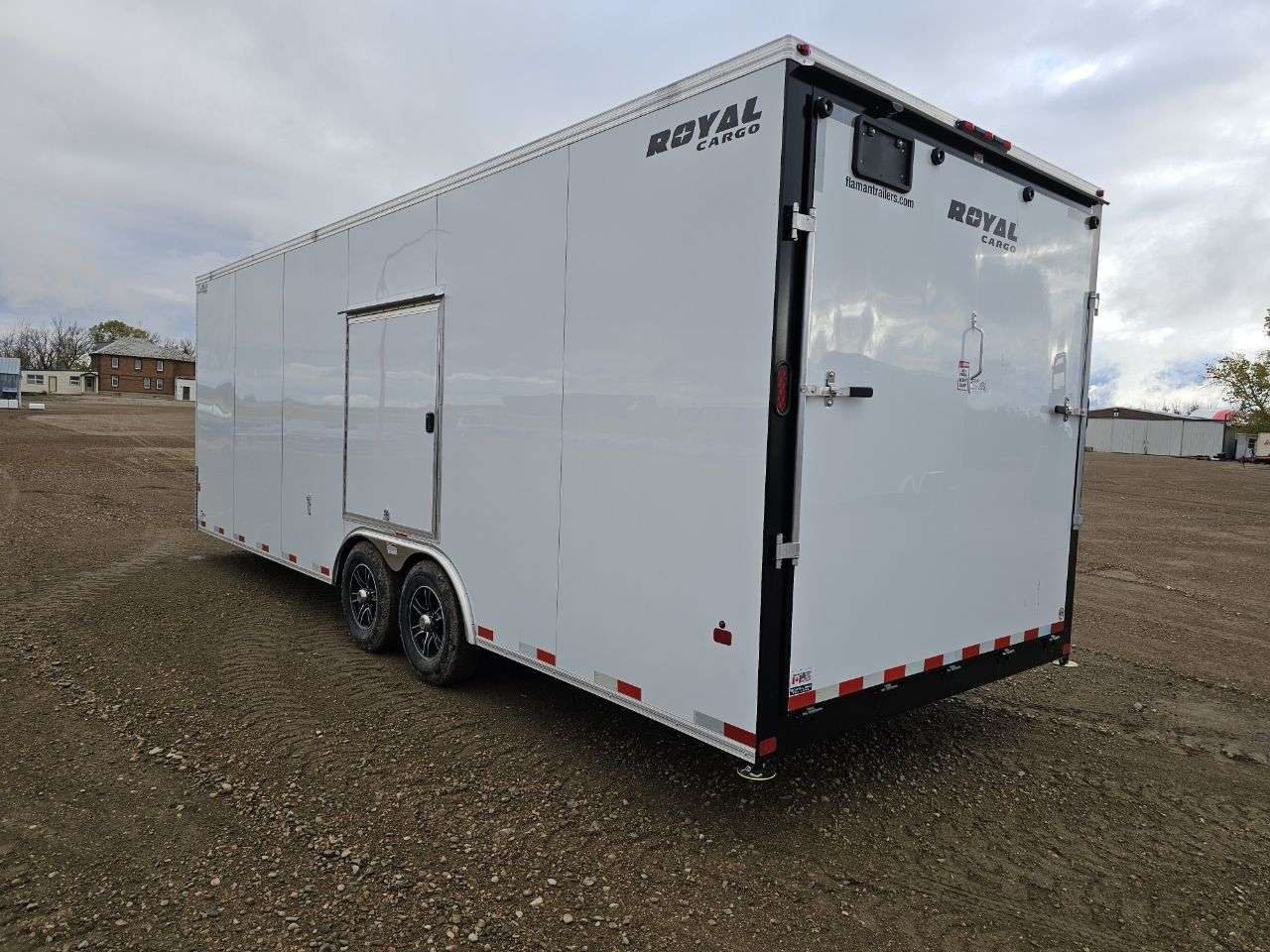 2025 Royal LARC 8'6" x 24' Flat Front Car Hauler