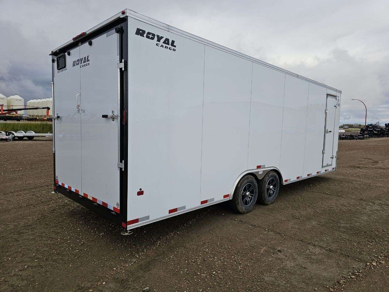 2025 Royal LARC 8'6" x 24' Flat Front Car Hauler