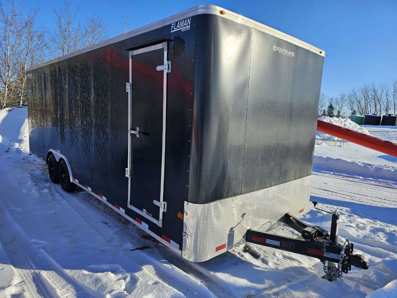 2025 Royal LARC 8'6" x 24' Flat Front Car Hauler