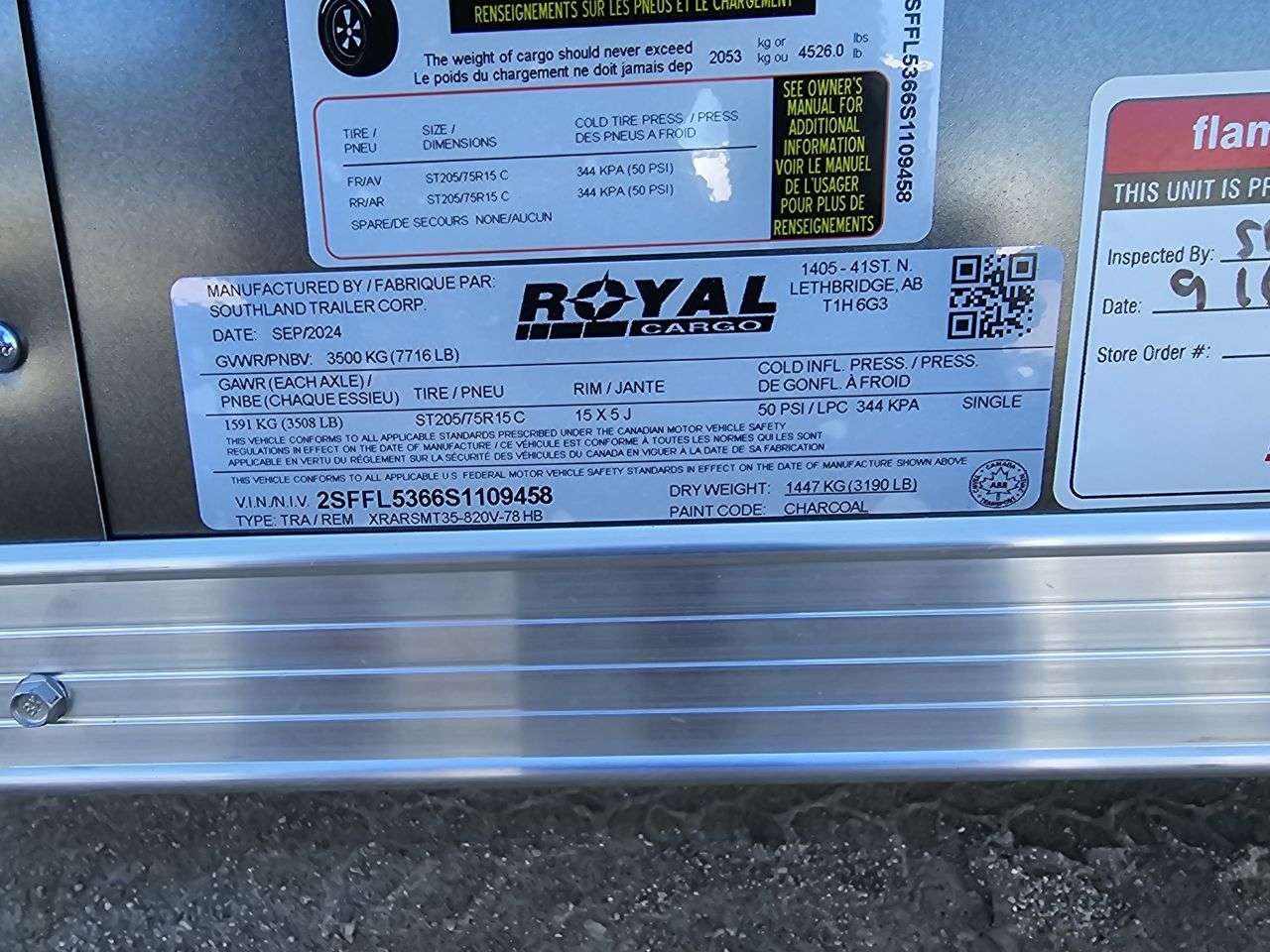 2025 Royal LARSM 8'6" x 16' Toy Hauler