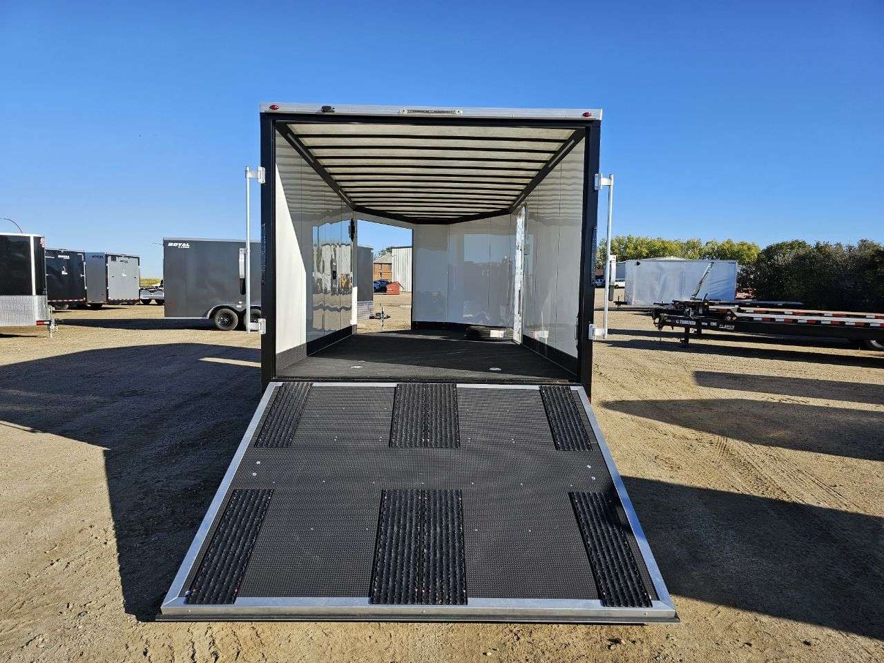 2025 Royal LARSM 8'6" x 16' Toy Hauler