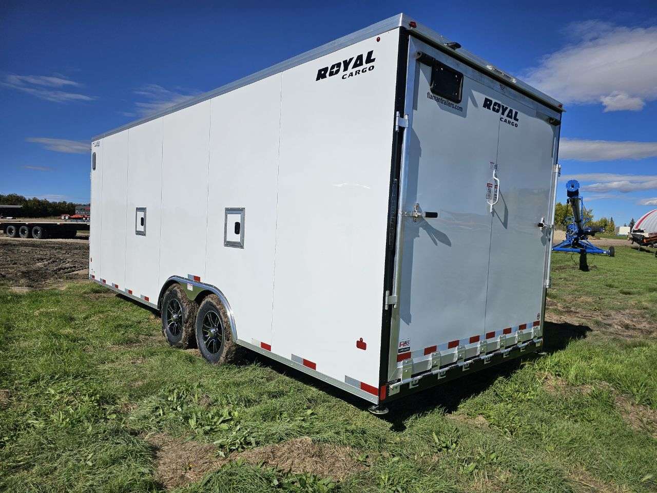 2025 Royal LARSM 8'6" x 22' Toy Hauler