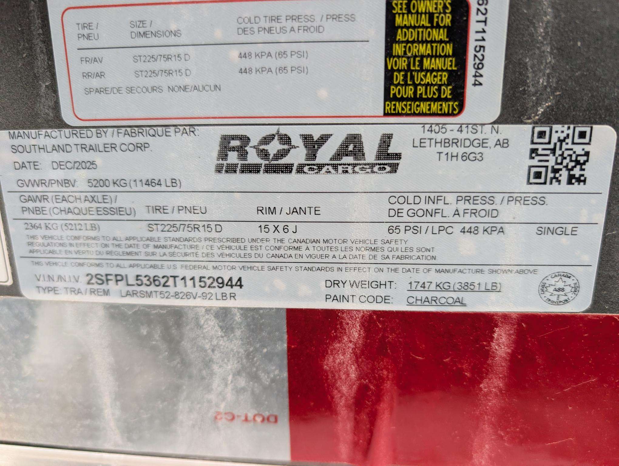 2025 Royal LARSM 8'6" x 22' + V-Nose Toy Hauler Trailer