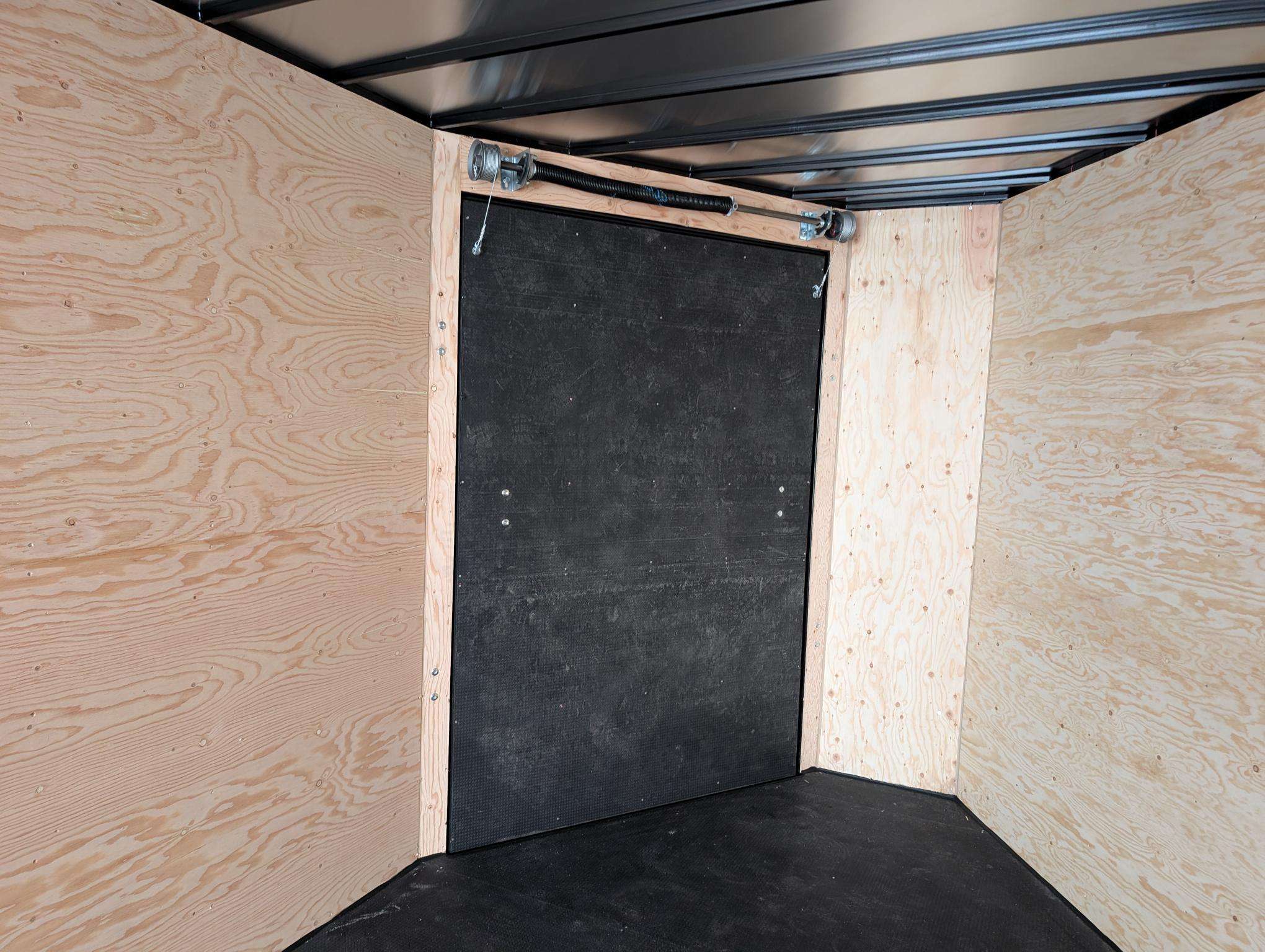 2025 Royal LARSM 8'6" x 22' + V-Nose Toy Hauler Trailer