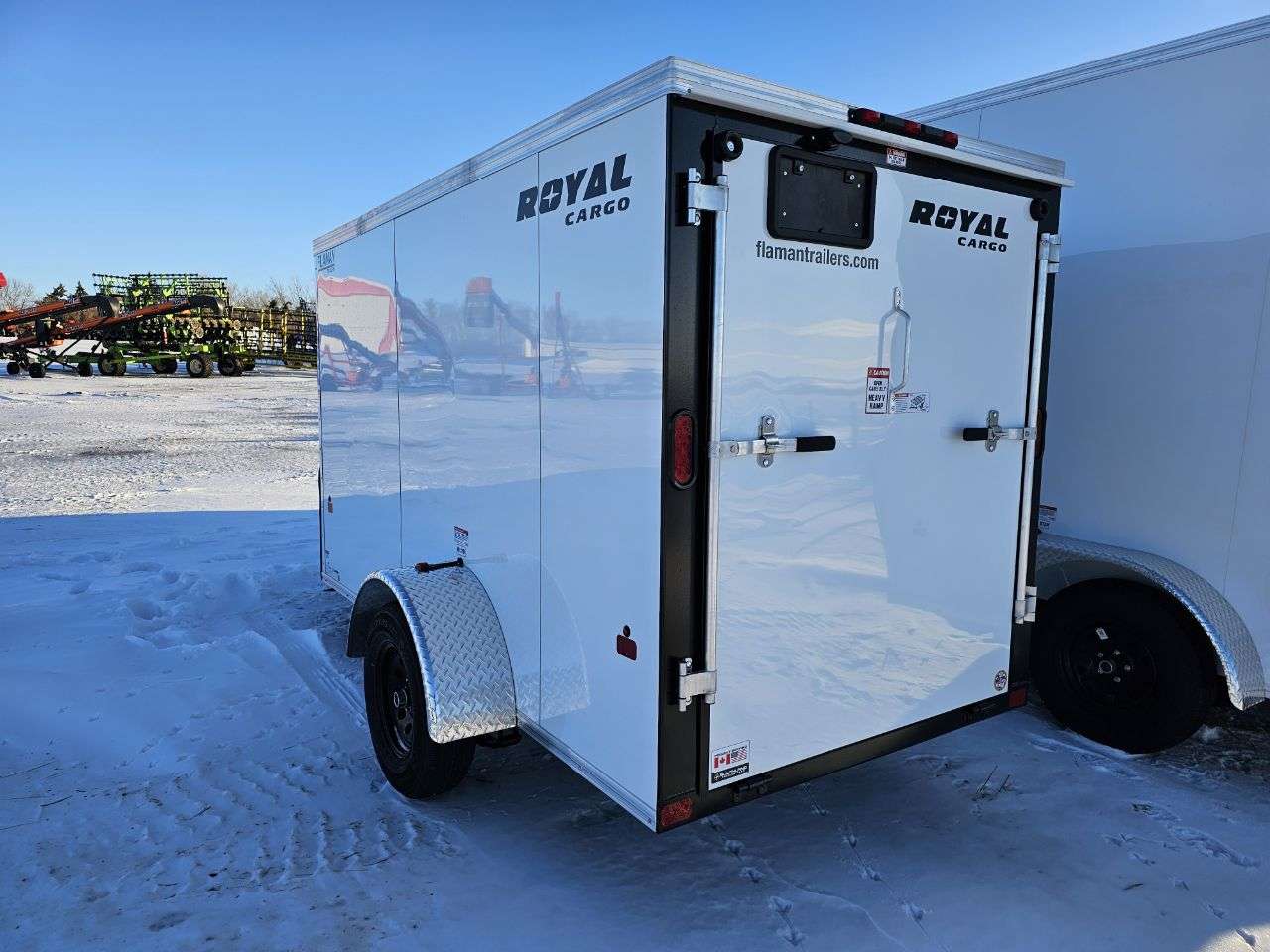 2025 Royal LCH 5' x 10' + V-Nose Cargo