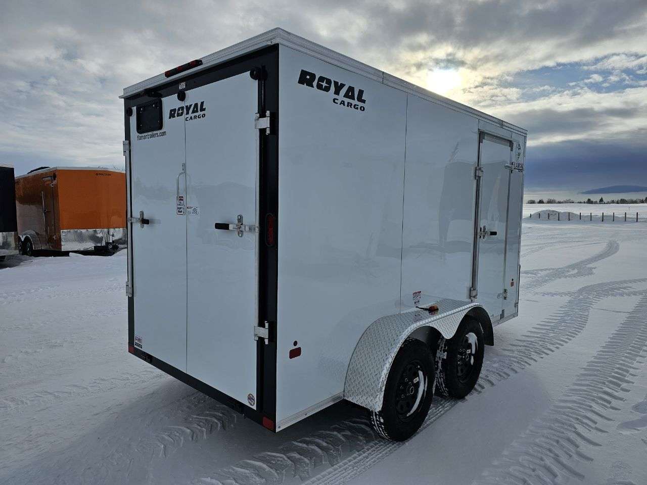 2025 Royal LCH 6' x 12' + V-Nose Cargo