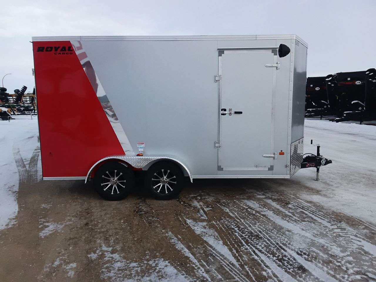 2025 Royal LCH 7' x 14' + V-Nose Cargo