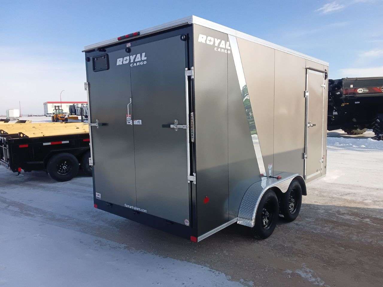 2025 Royal LCH 7' x 14' + V-Nose Cargo