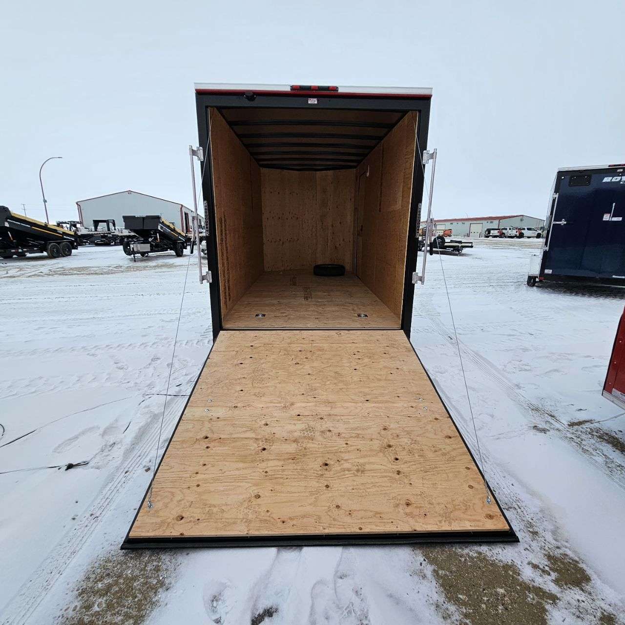 2025 Royal LCH 7' x 14' + V-Nose Cargo Trailer