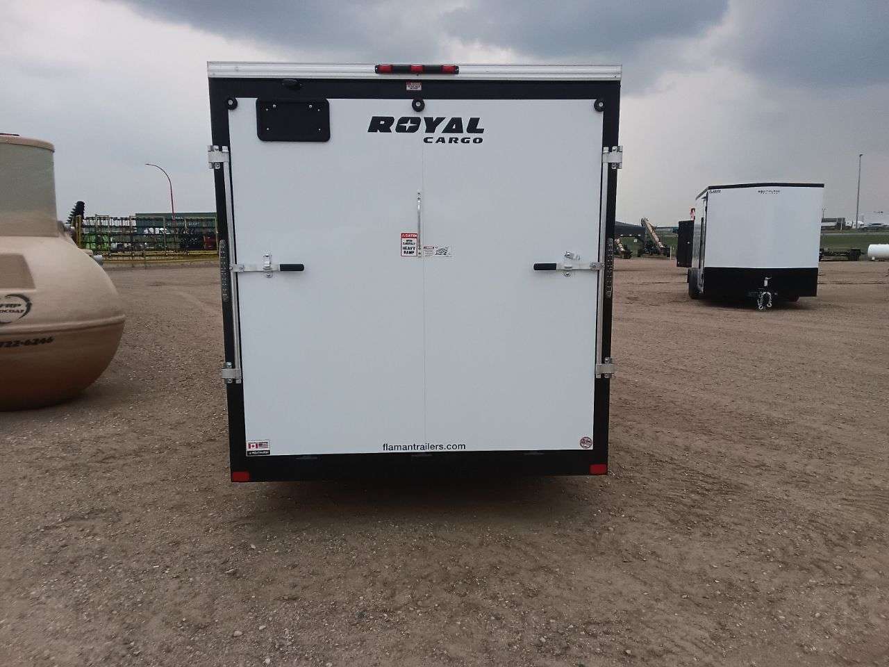 2025 Royal LCH 7' x 16' + V-Nose Cargo