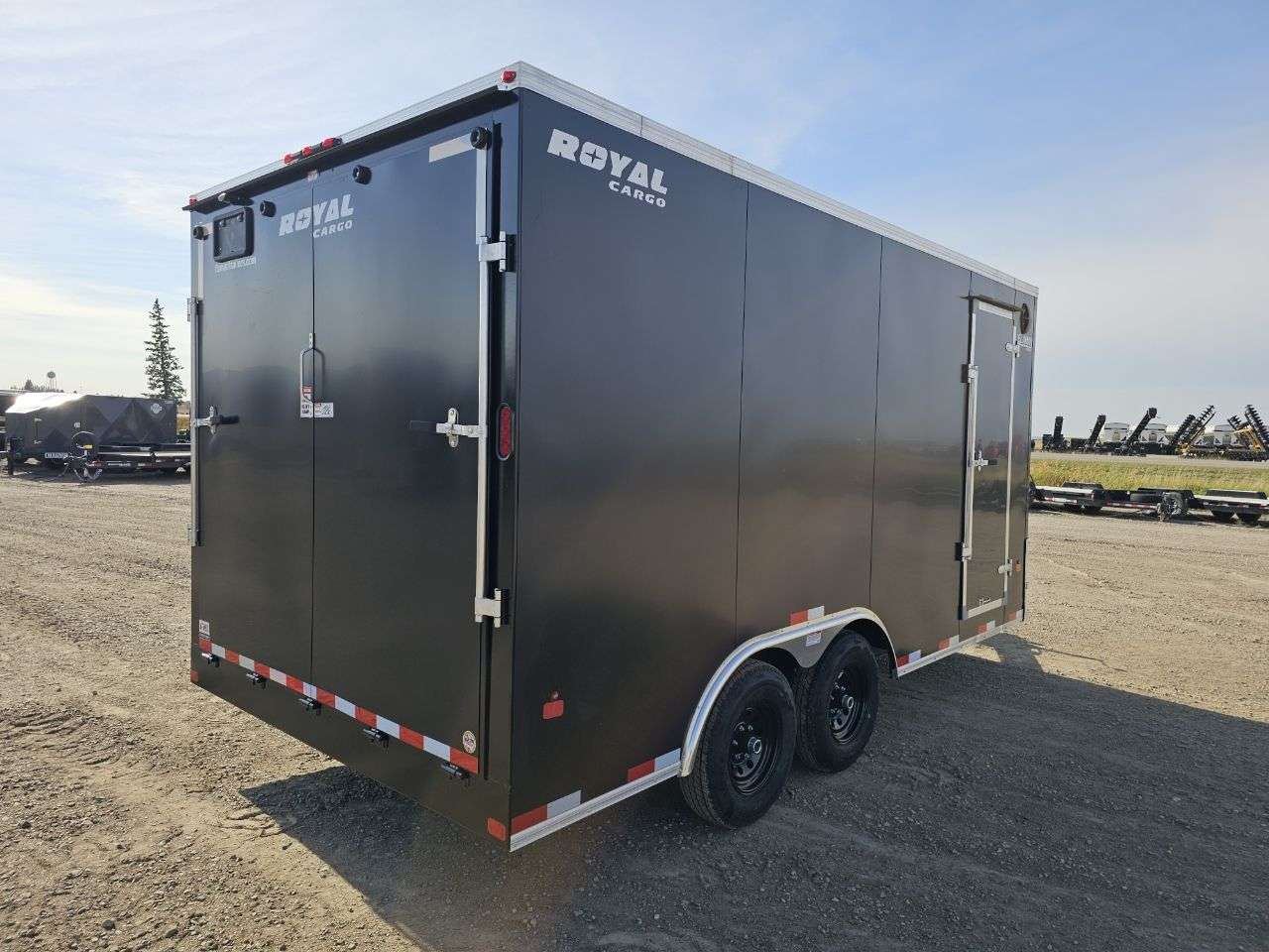 2025 Royal LCH 8'6" x 16' Flat Front Cargo