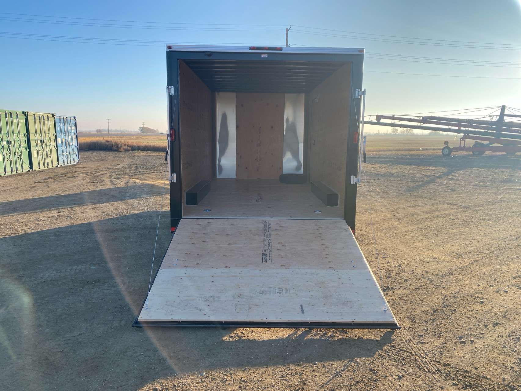 2025 Royal LCH 8'6" x 16' Flat Front Cargo