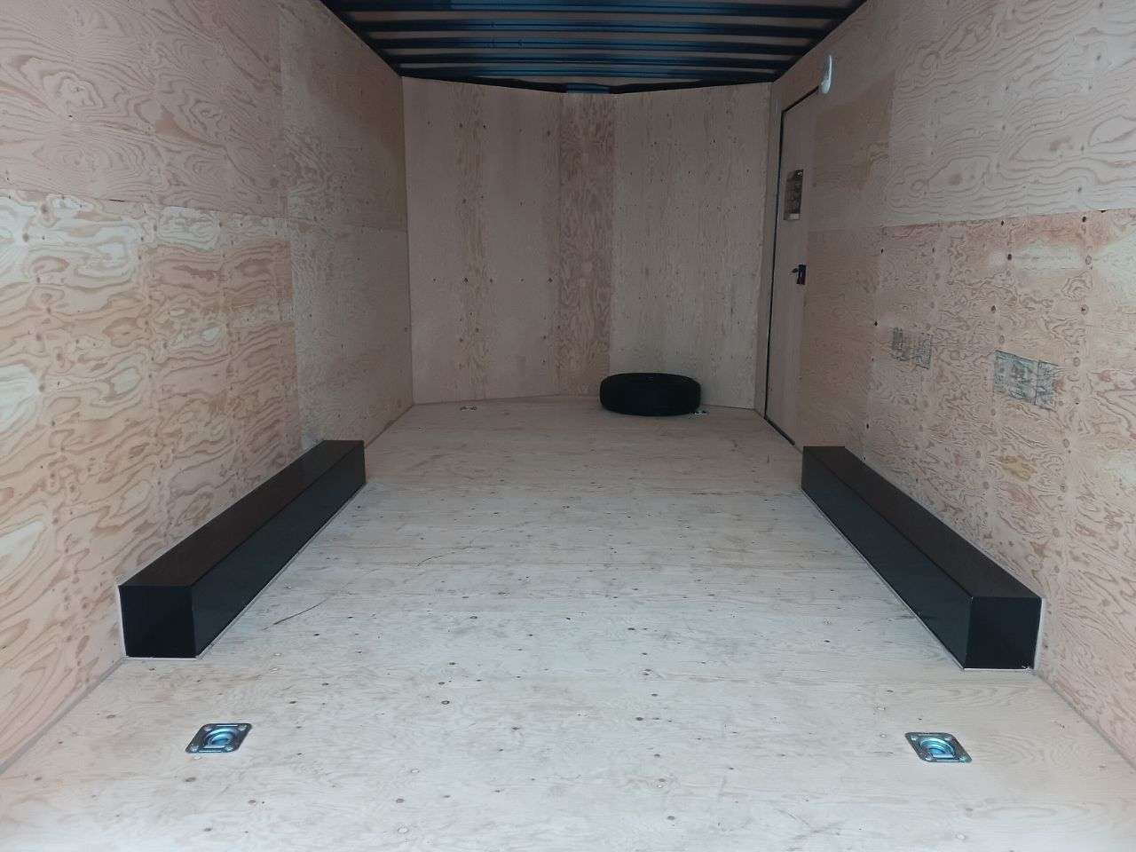 2025 Royal LCH 8'6" x 16' + V-Nose Cargo Trailer