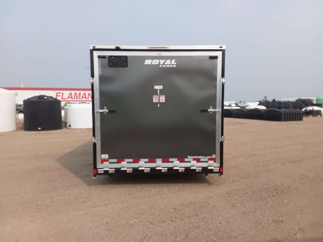 2025 Royal XR 8'6" x 16' + V-Nose Toy Hauler