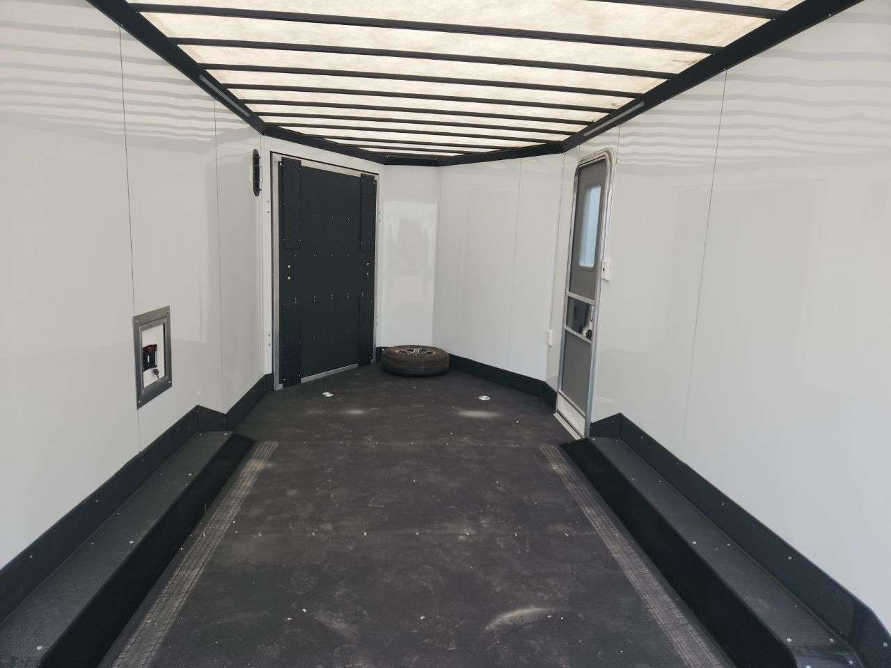 2025 Royal XR 8'6" x 16' + V-Nose Toy Hauler Trailer