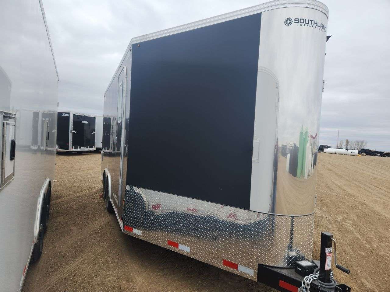 2025 Royal XR 8'6" x 16' + V-Nose Toy Hauler Trailer
