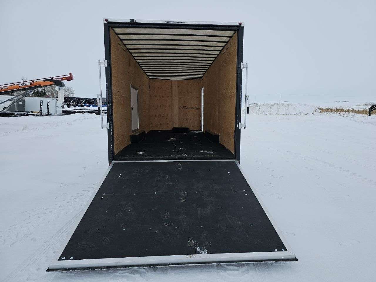 2025 Royal XR 8'6" x 22' + V-Nose Car Hauler Trailer