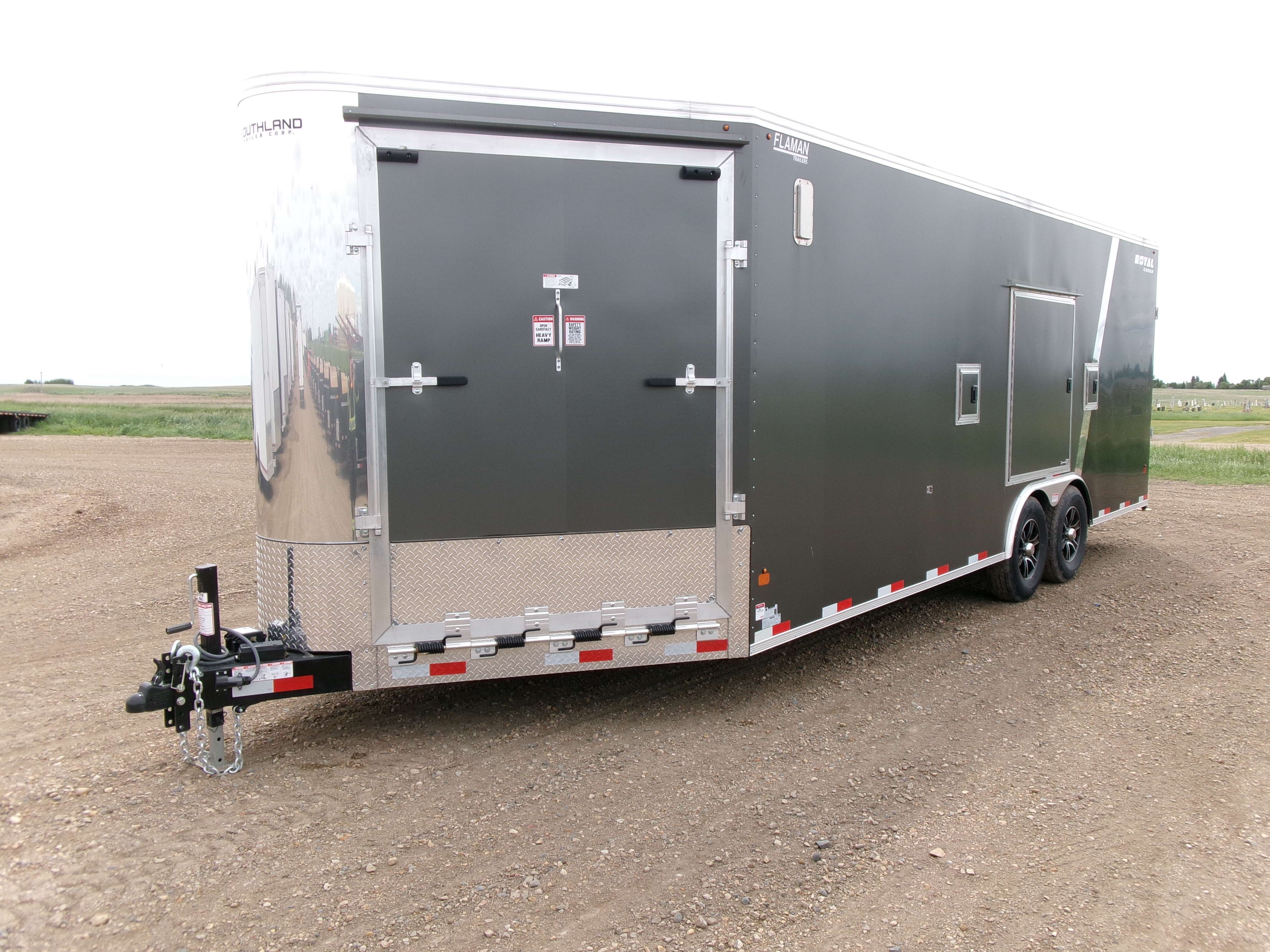 2025 Royal XRARC 8'6" x 22' + V-Nose Car Hauler