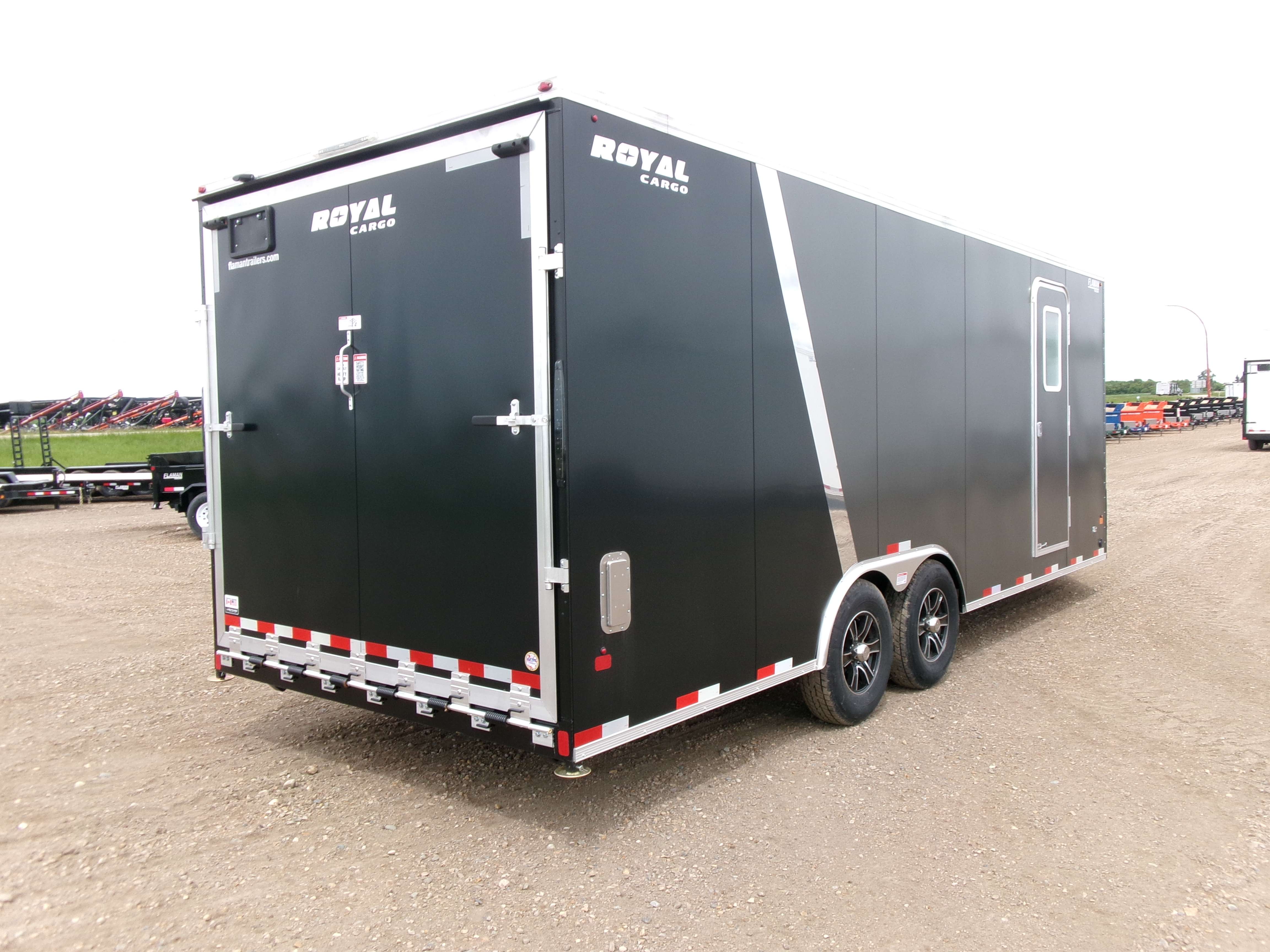 2025 Royal XRARC 8'6" x 22' + V-Nose Car Hauler