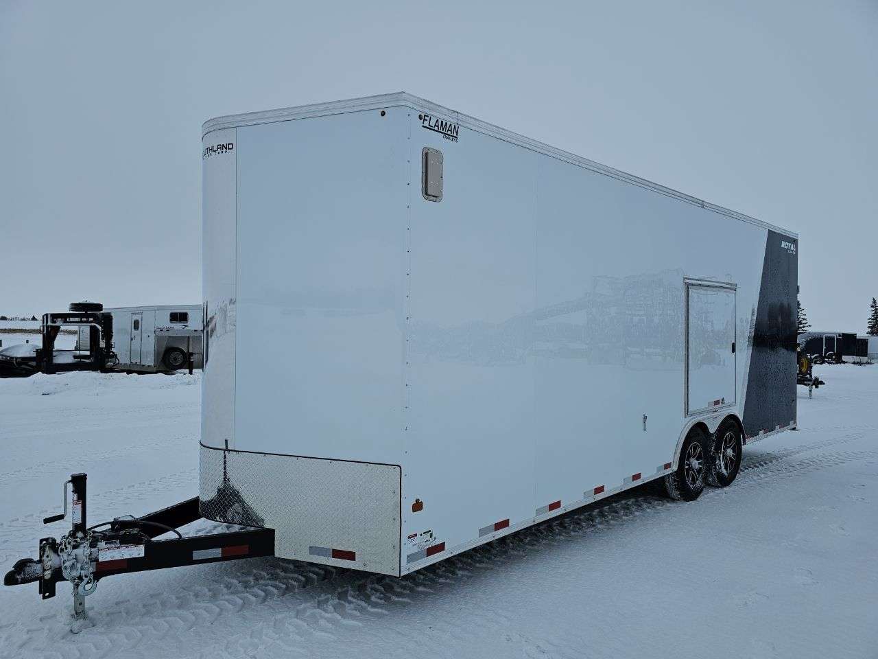 2025 Royal XRARC 8'6" x 22' + V-Nose Car Hauler Trailer