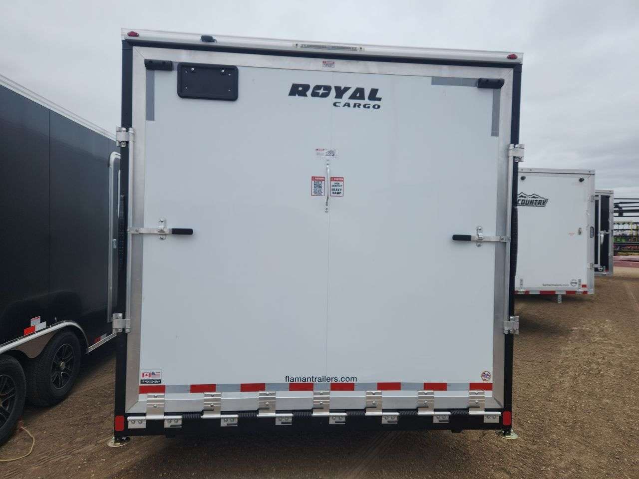 2025 Royal XRARC 8'6" x 24' + V-Nose Car Hauler