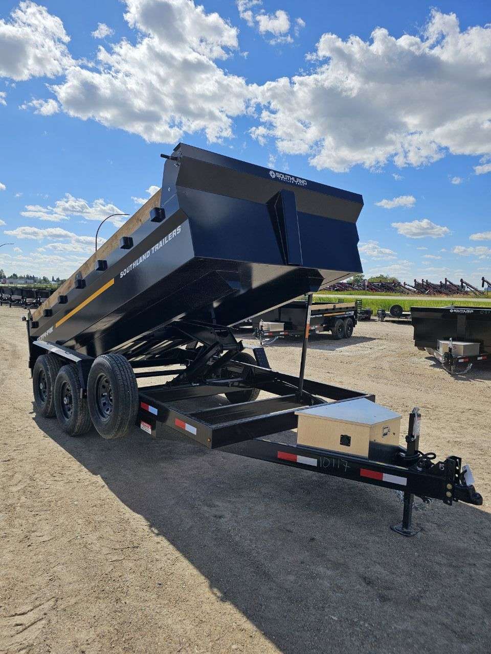 2025 Southland 14K 7' x 14' Dump - 2 in stock