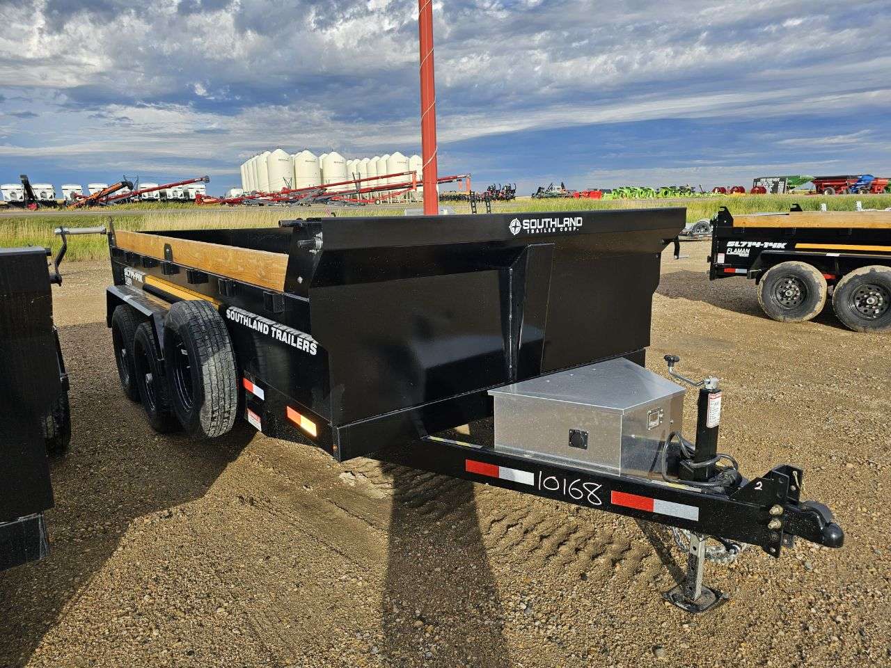 2025 Southland 14K 7' x 14' Dump - 2 in stock