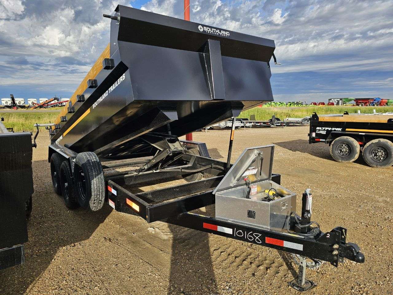 2025 Southland 14K 7' x 14' Dump - 2 in stock