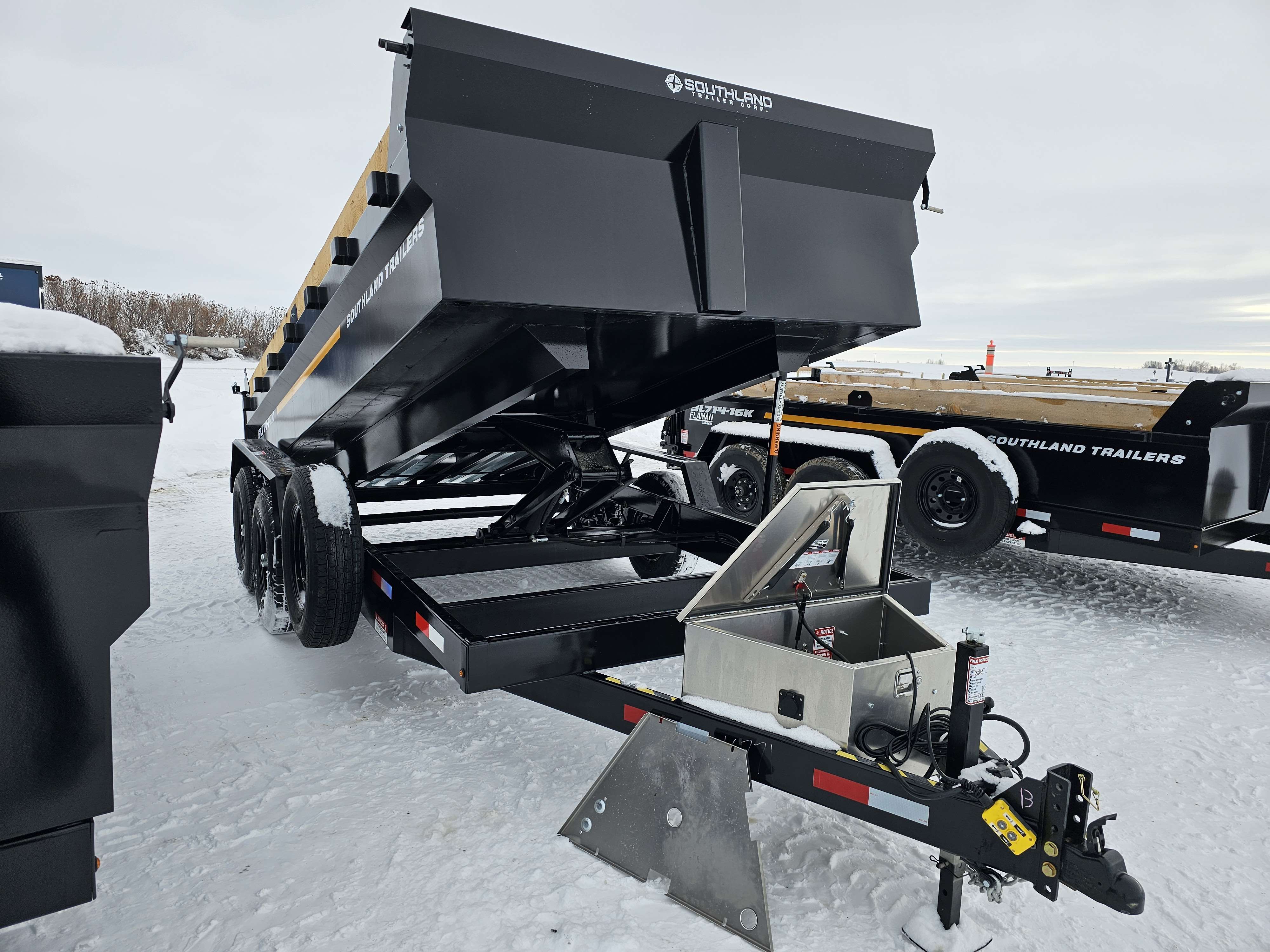 2025 Southland 14K 7' x 14' Dump Trailer