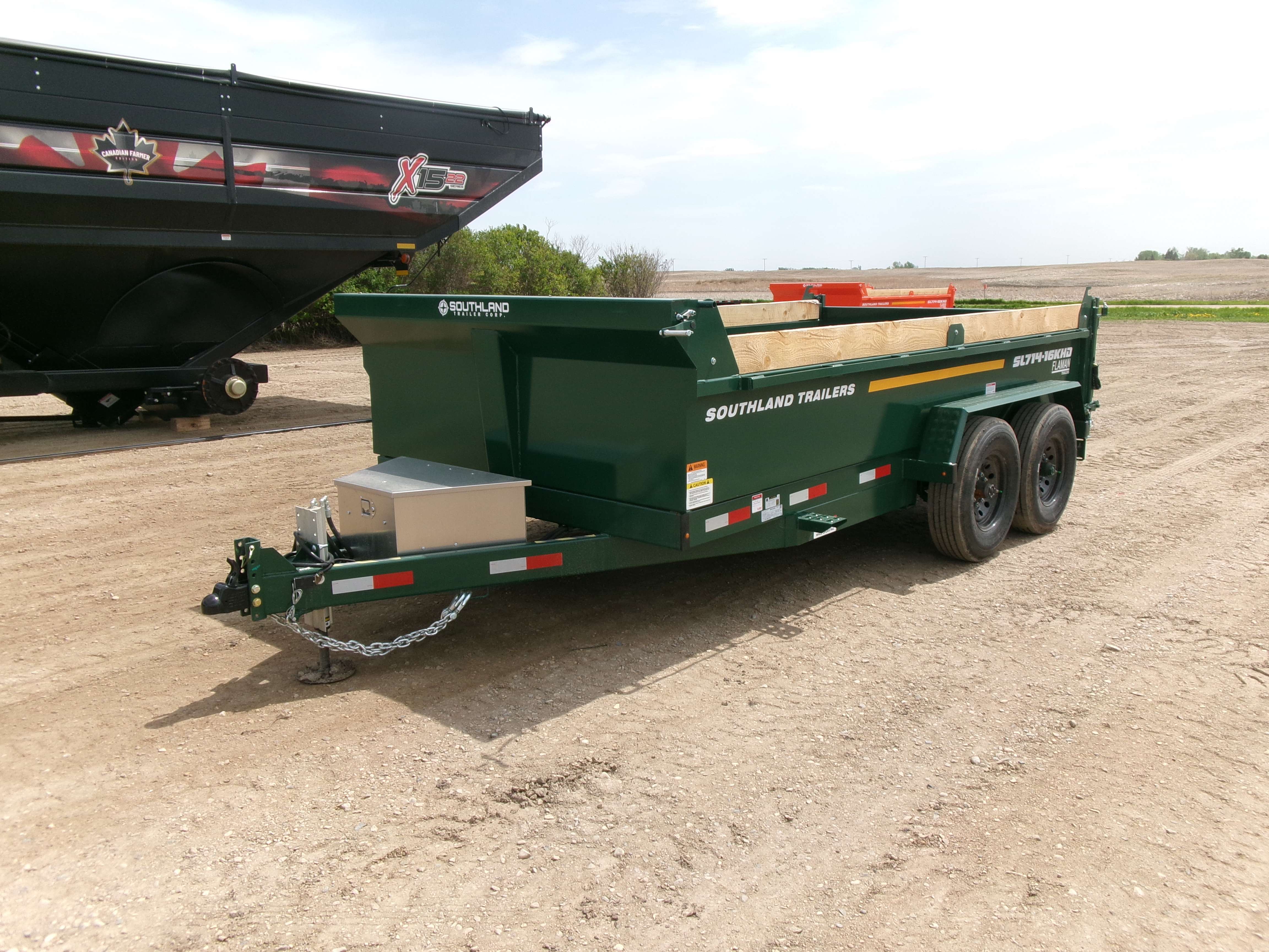 2025 Southland 16K HD 7' x 14' Dump