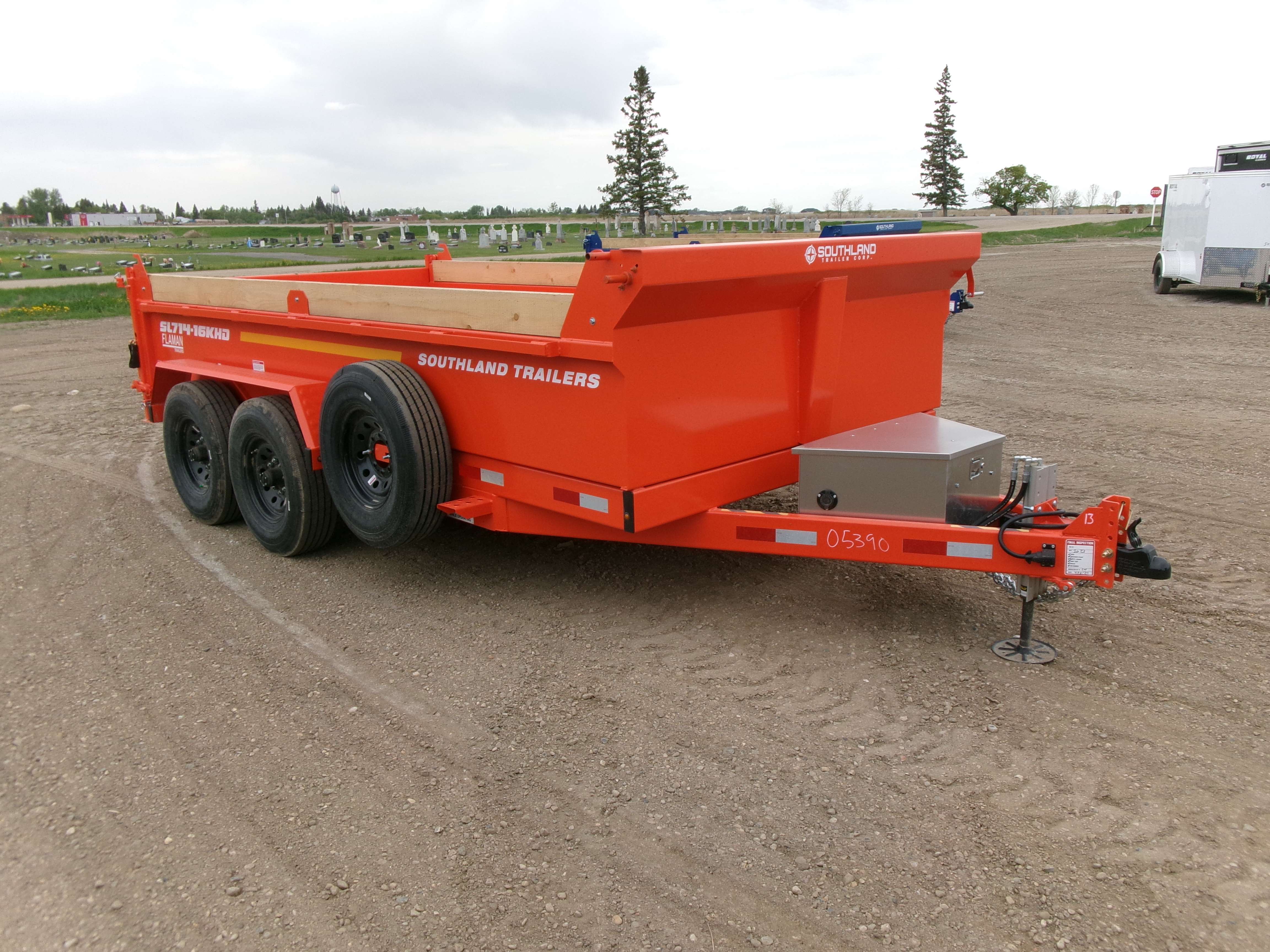 2025 Southland 16K HD 7' x 14' Dump