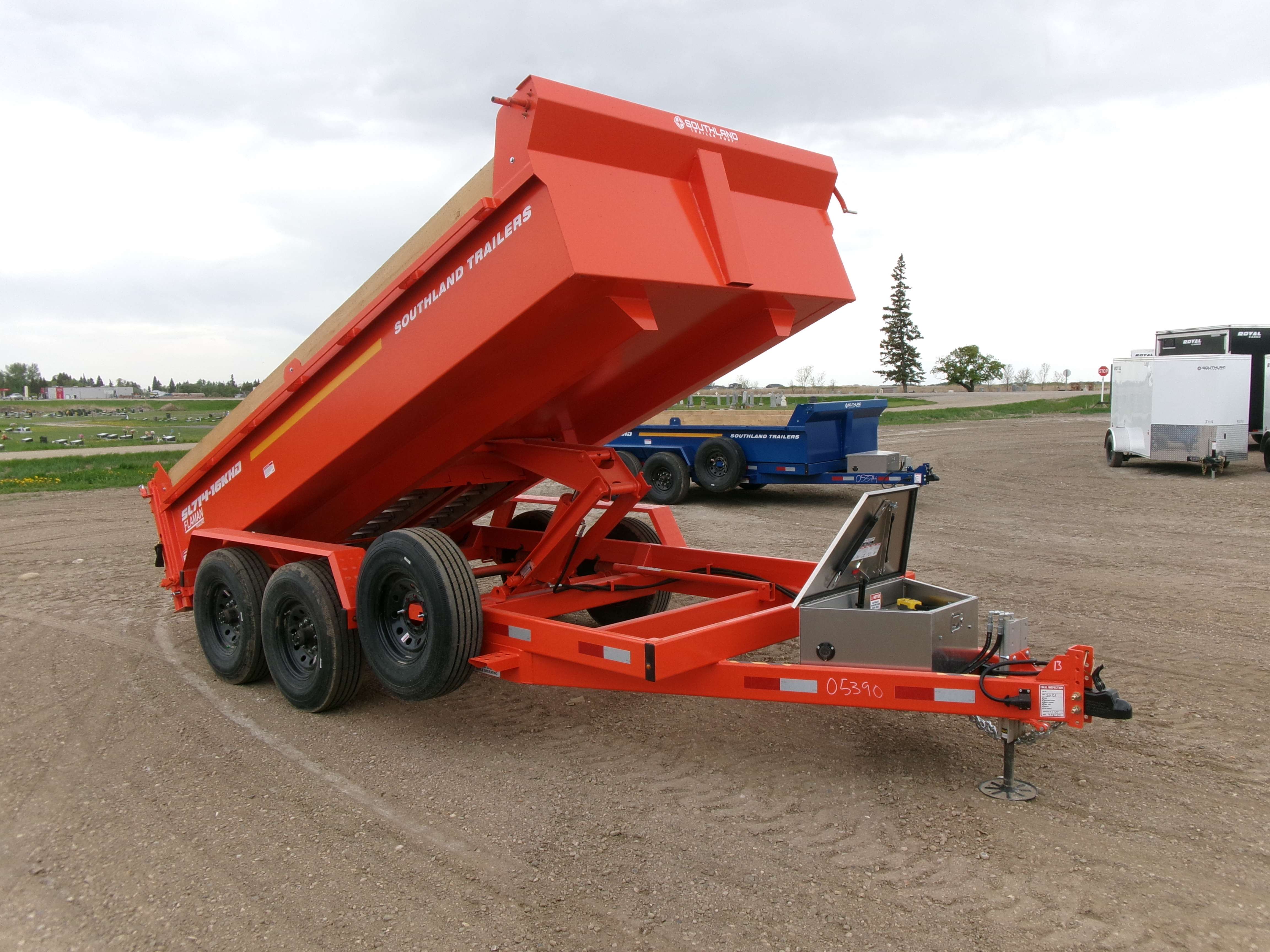 2025 Southland 16K HD 7' x 14' Dump