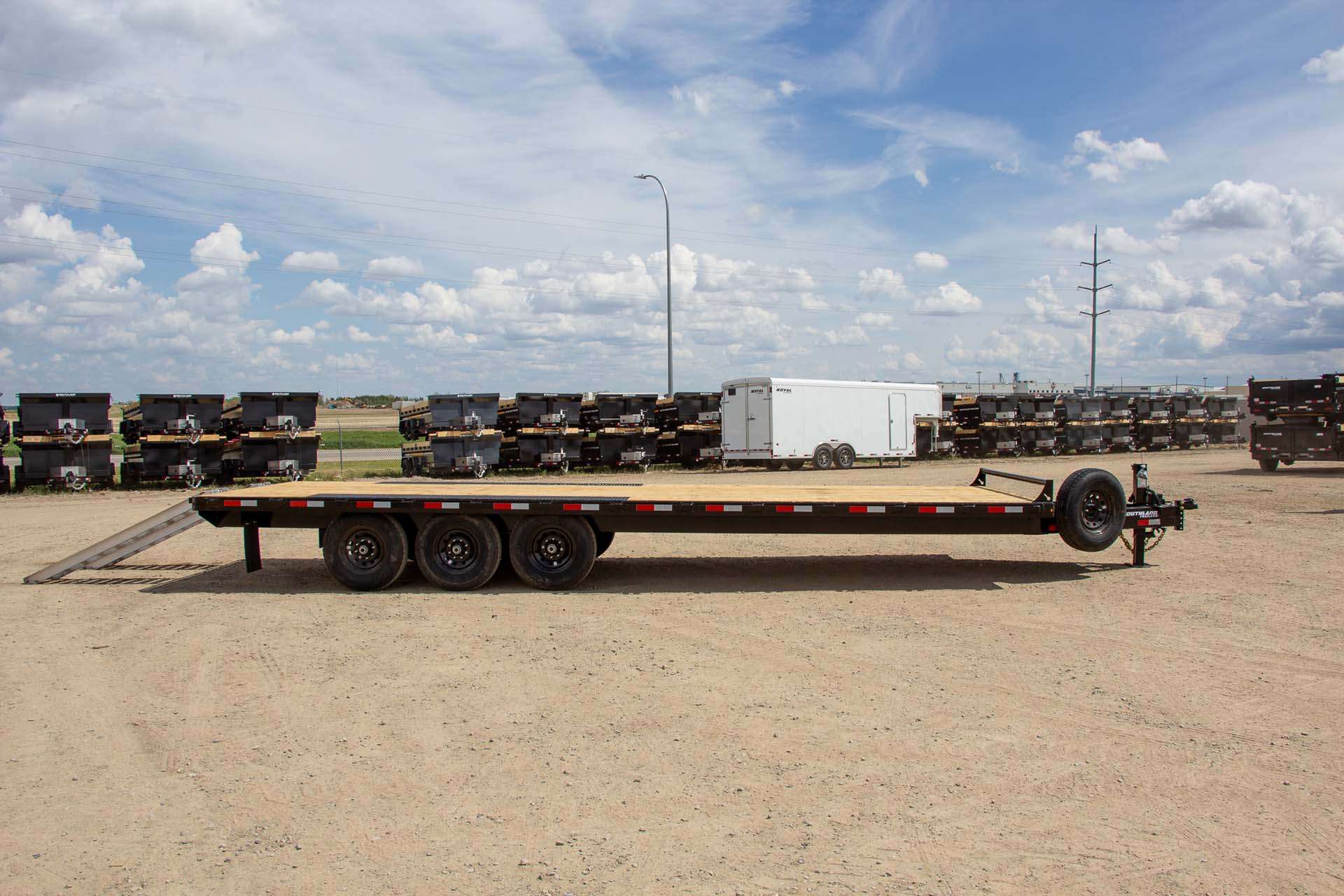 2025 Southland 25' Tri-Axle Highboy Trailer