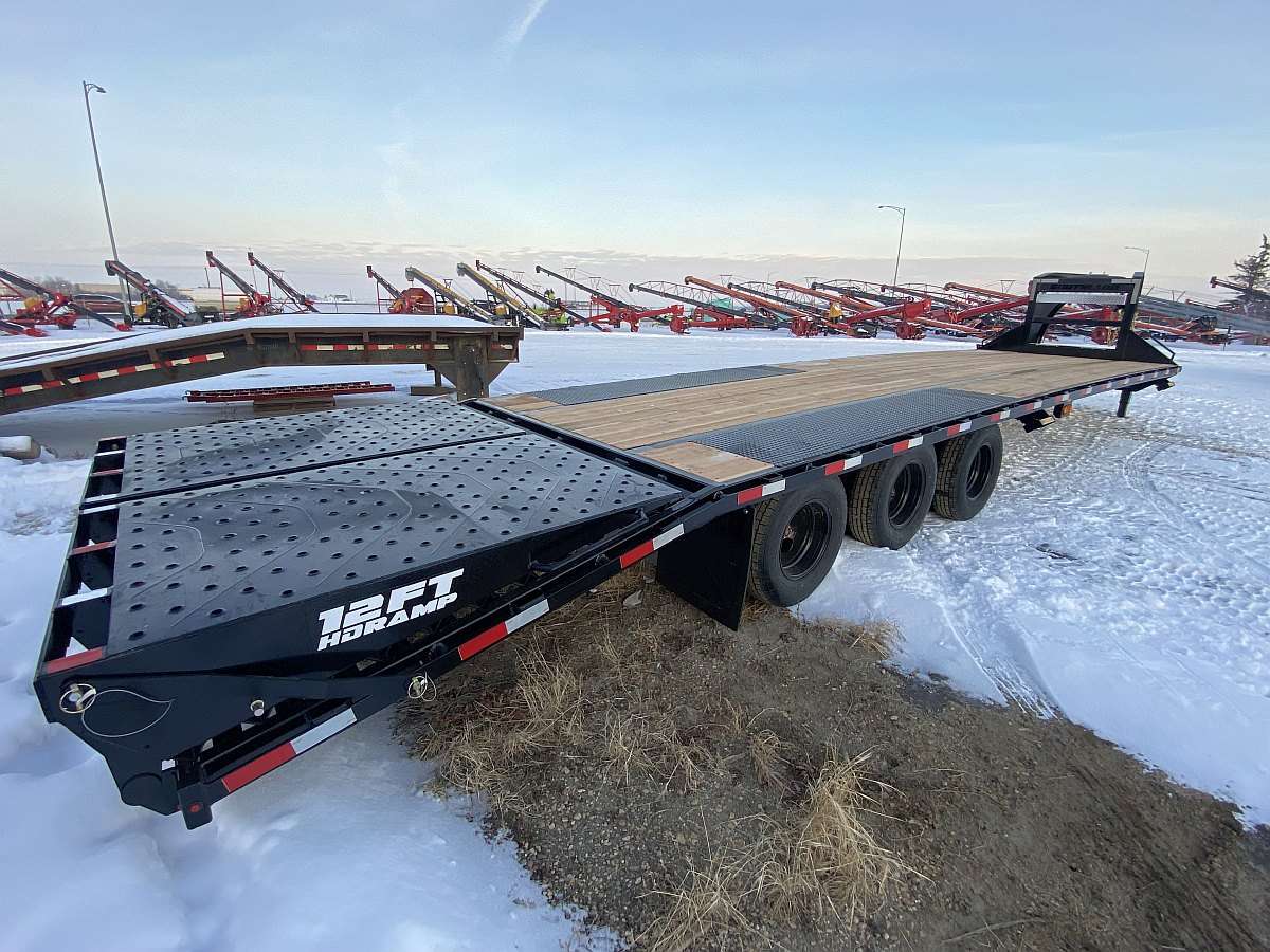 2025 Southland 28'+6' Gooseneck Trailer