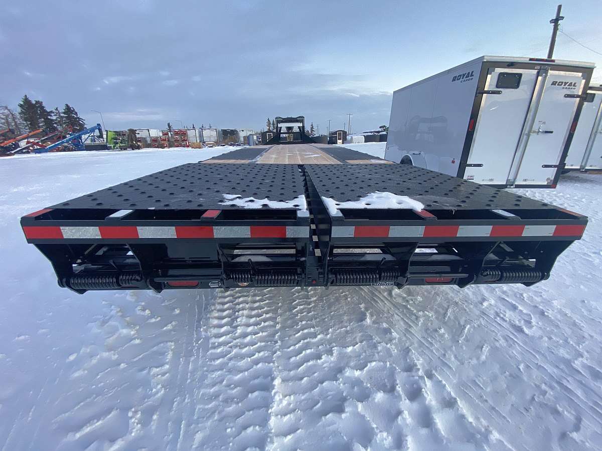 2025 Southland 28'+6' Gooseneck Trailer